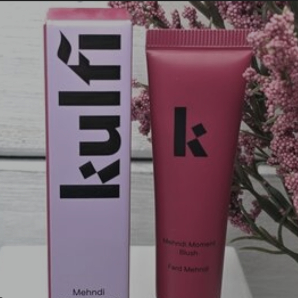 ❇️🧚‍♀️BLESSED BERRY Kulfi Beauty RARE Mehndi Moment Blush NWT